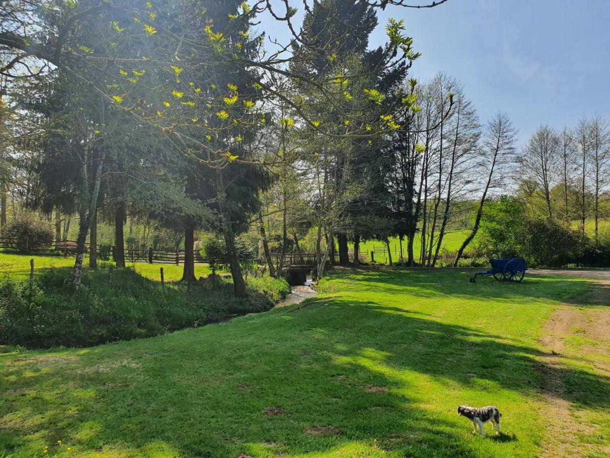 Moulin Du Pommier Glamping & Camping Saulgond Exteriör bild
