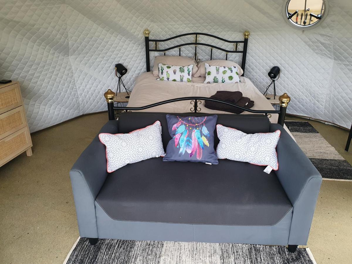 Moulin Du Pommier Glamping & Camping Saulgond Exteriör bild