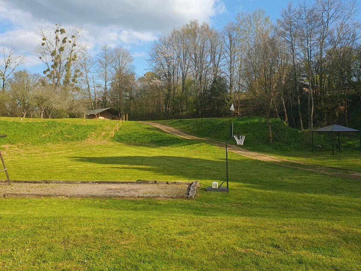 Moulin Du Pommier Glamping & Camping Saulgond Exteriör bild