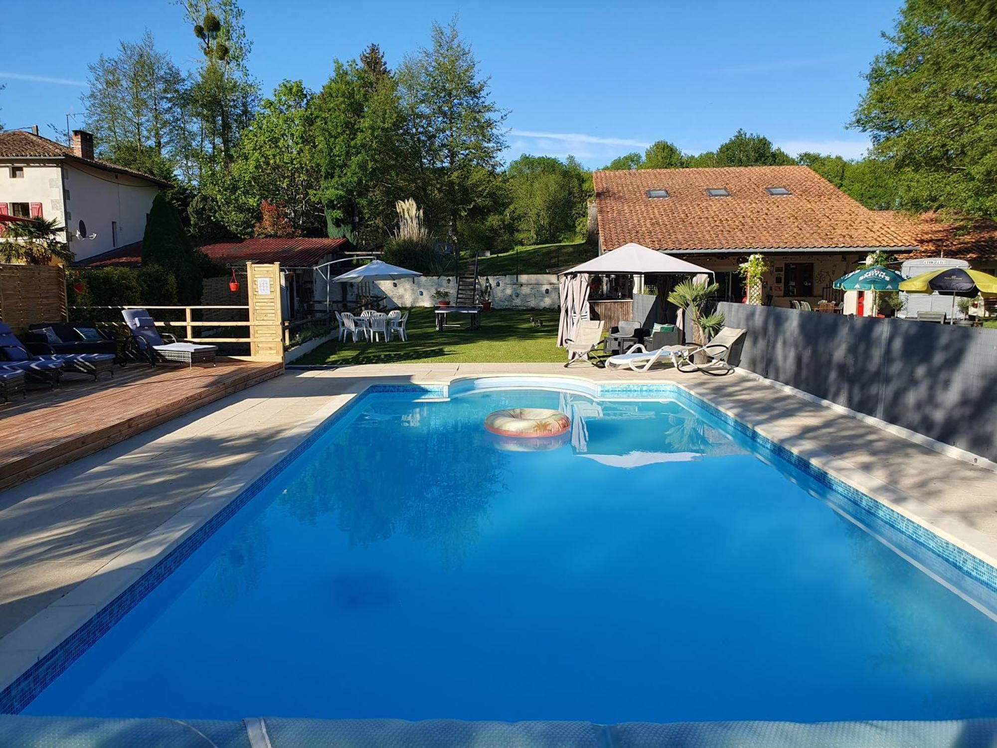 Moulin Du Pommier Glamping & Camping Saulgond Exteriör bild